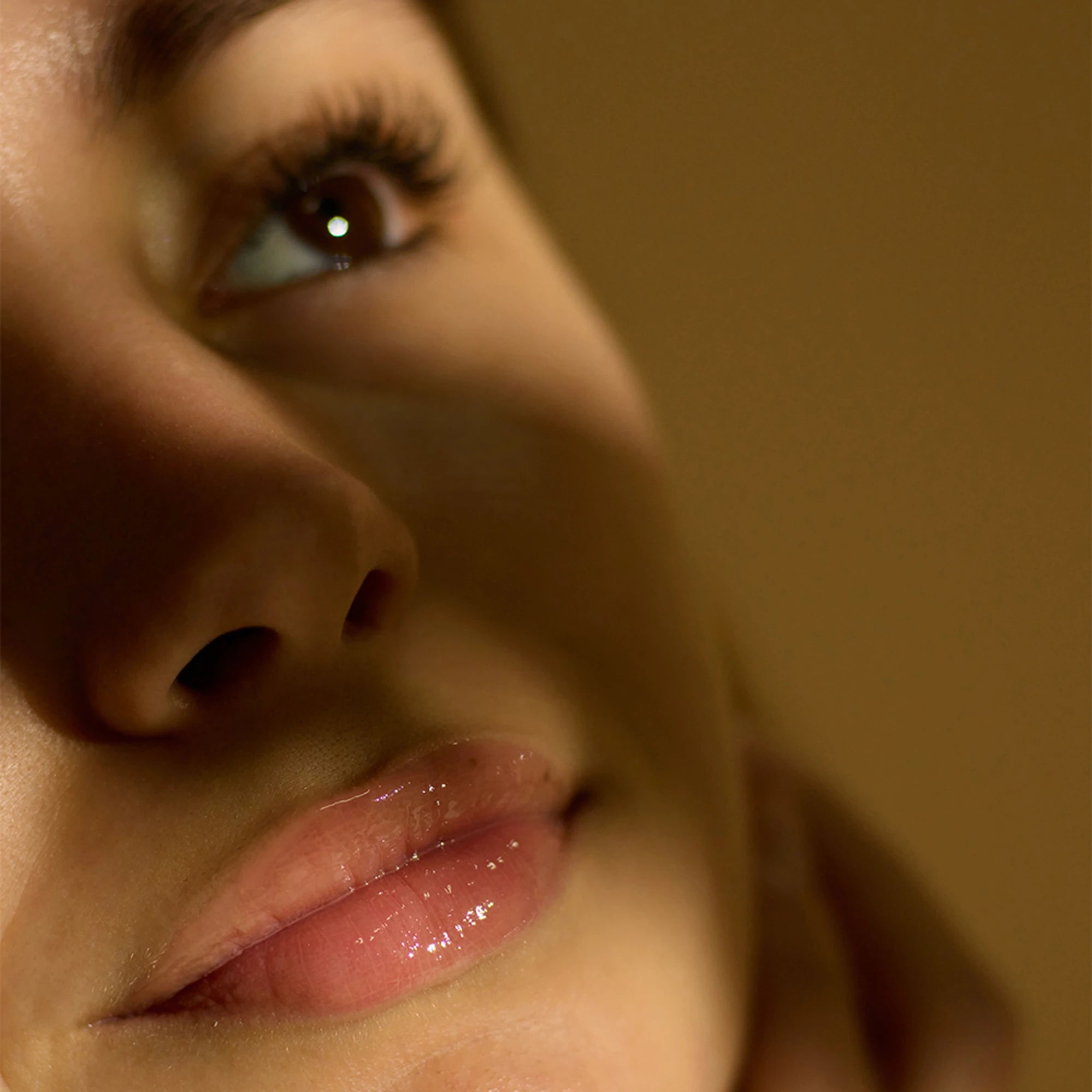Lip Oil Nude – Rosa-Beige – Pflegend & Glänzend – Nicht Vegan | Avril